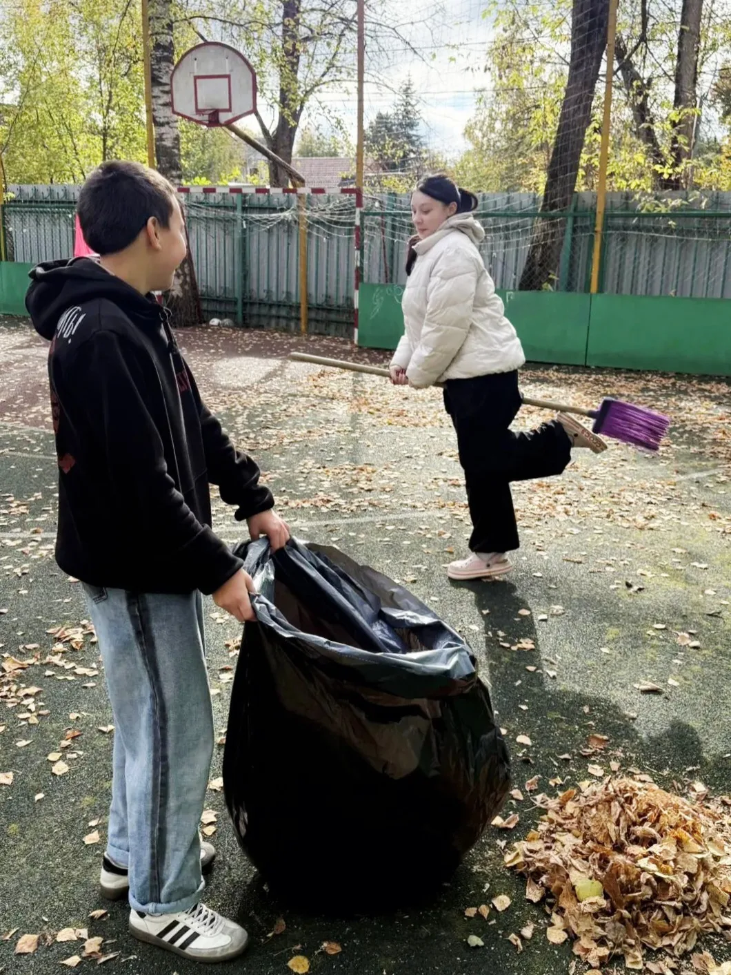 Осенний субботник в СЦ «Ступени» 🍂