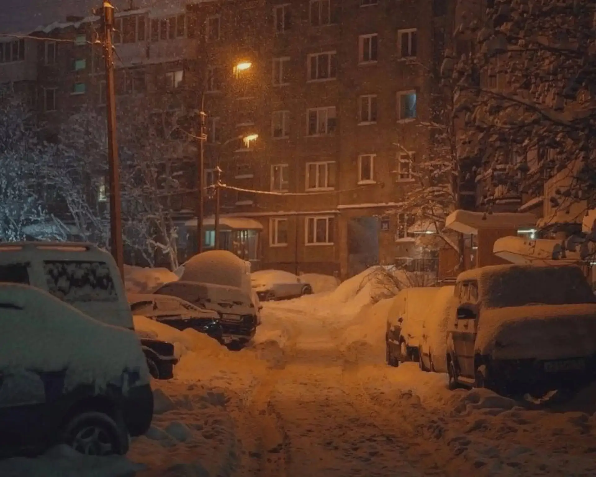 Вот бы взять билет в прошлое. Туда, где мы молодые, а дети маленькие. И никуда не спешим!