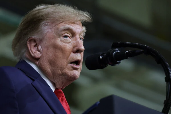 ❗США требовали от Украины не наносить удары по российским НПЗ, заявил Трамп.