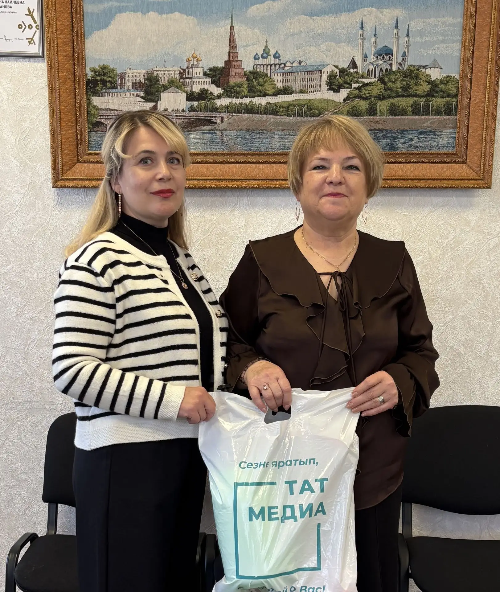 «Тепло родных ладоней»: в местной редакции наградили победителя конкурса