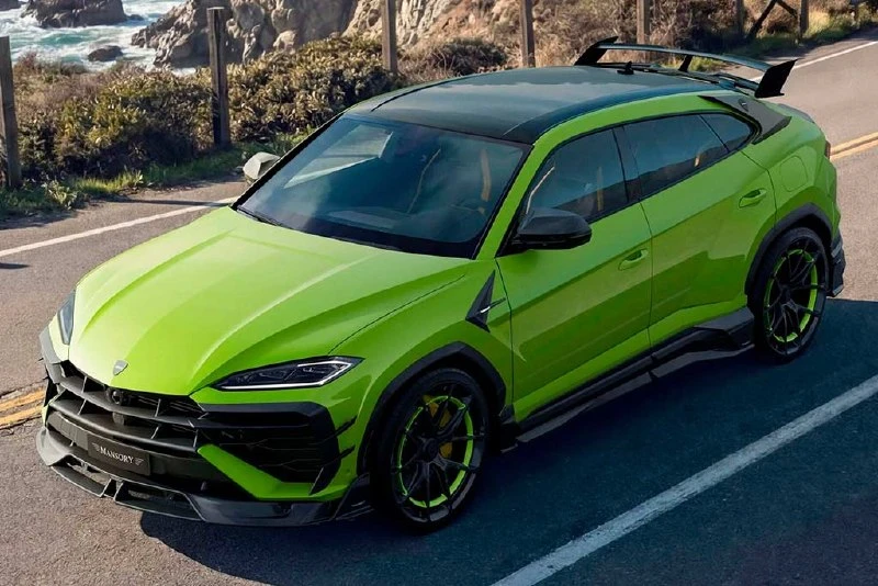 Тюнеры из Mansory представили обновленную версию гибридного Lamborghini Urus SE с карбо...