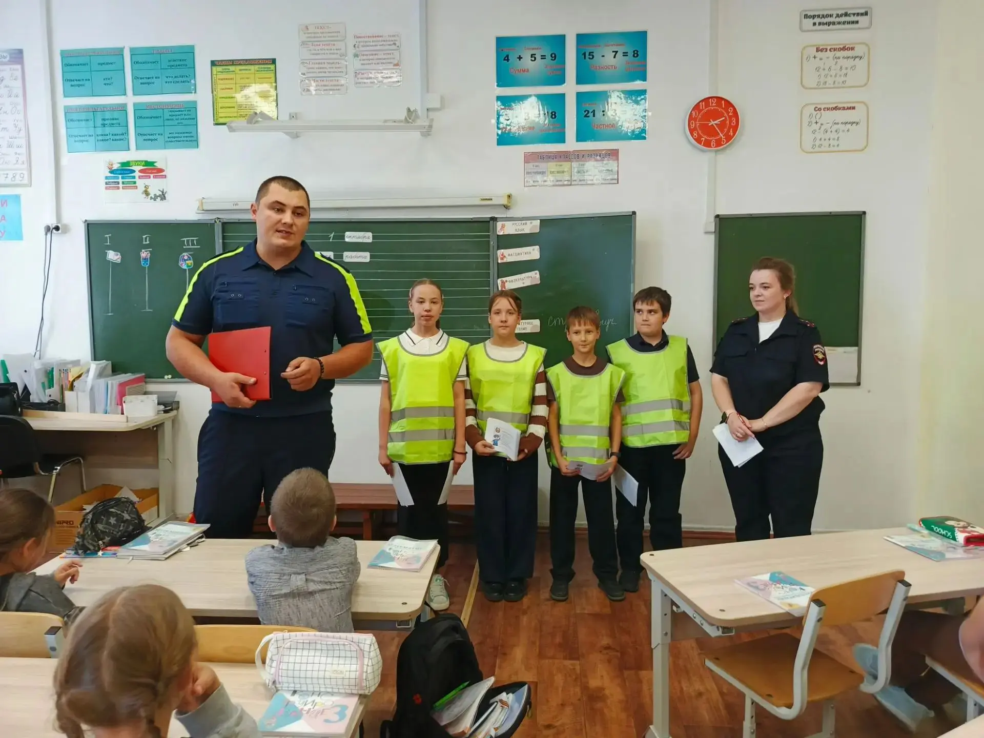 В нашей школе состоялось важное и полезное мероприятие, посвящённое предупреждению доро...