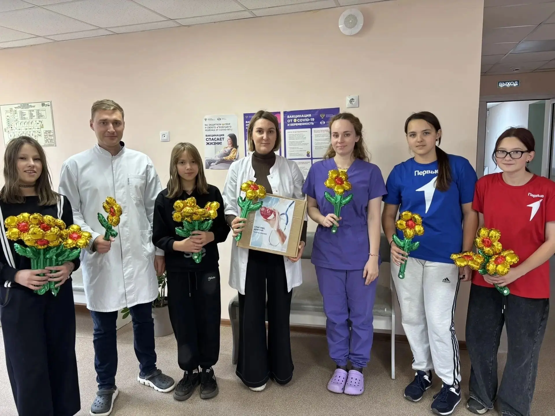 В День доктора активисты «Движения первых» решили сказать самое искреннее «спасибо» тем...