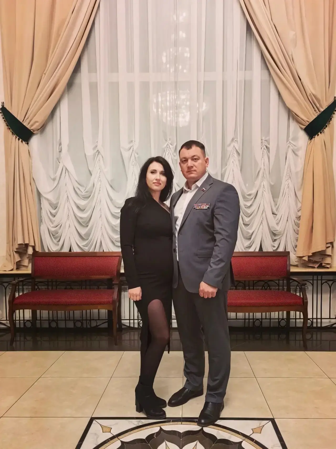 Вчера с женой вырвались в ТЮЗ. Нашли время на культуру - и не пожалели 🎭