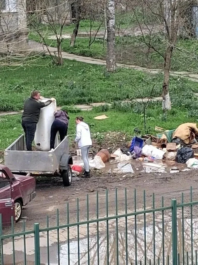 Подписчики,  подскажите, кто в курсе, а по Подвойского 104 в итоге навели порядок?