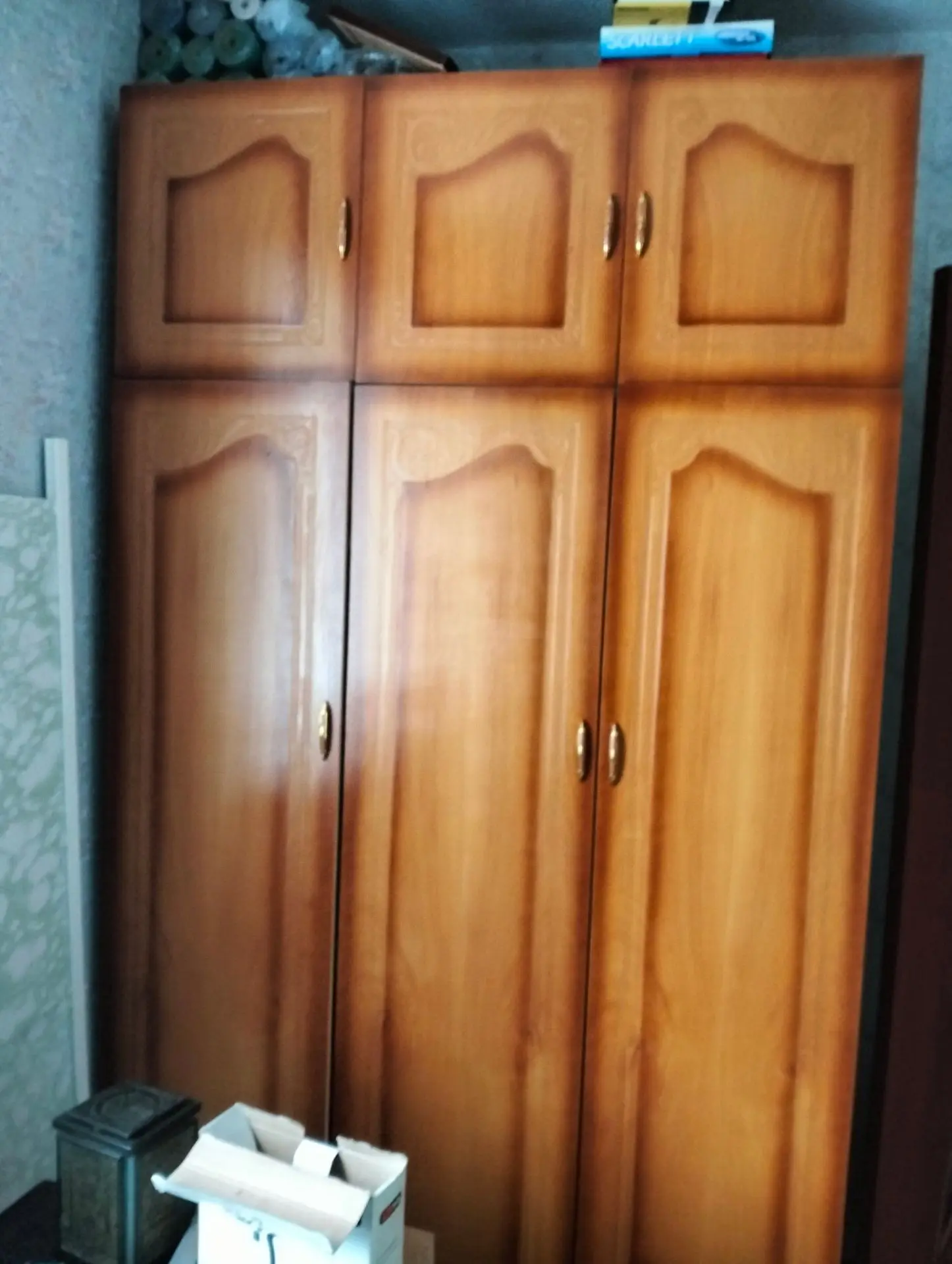 Продам шкаф Цена 4000