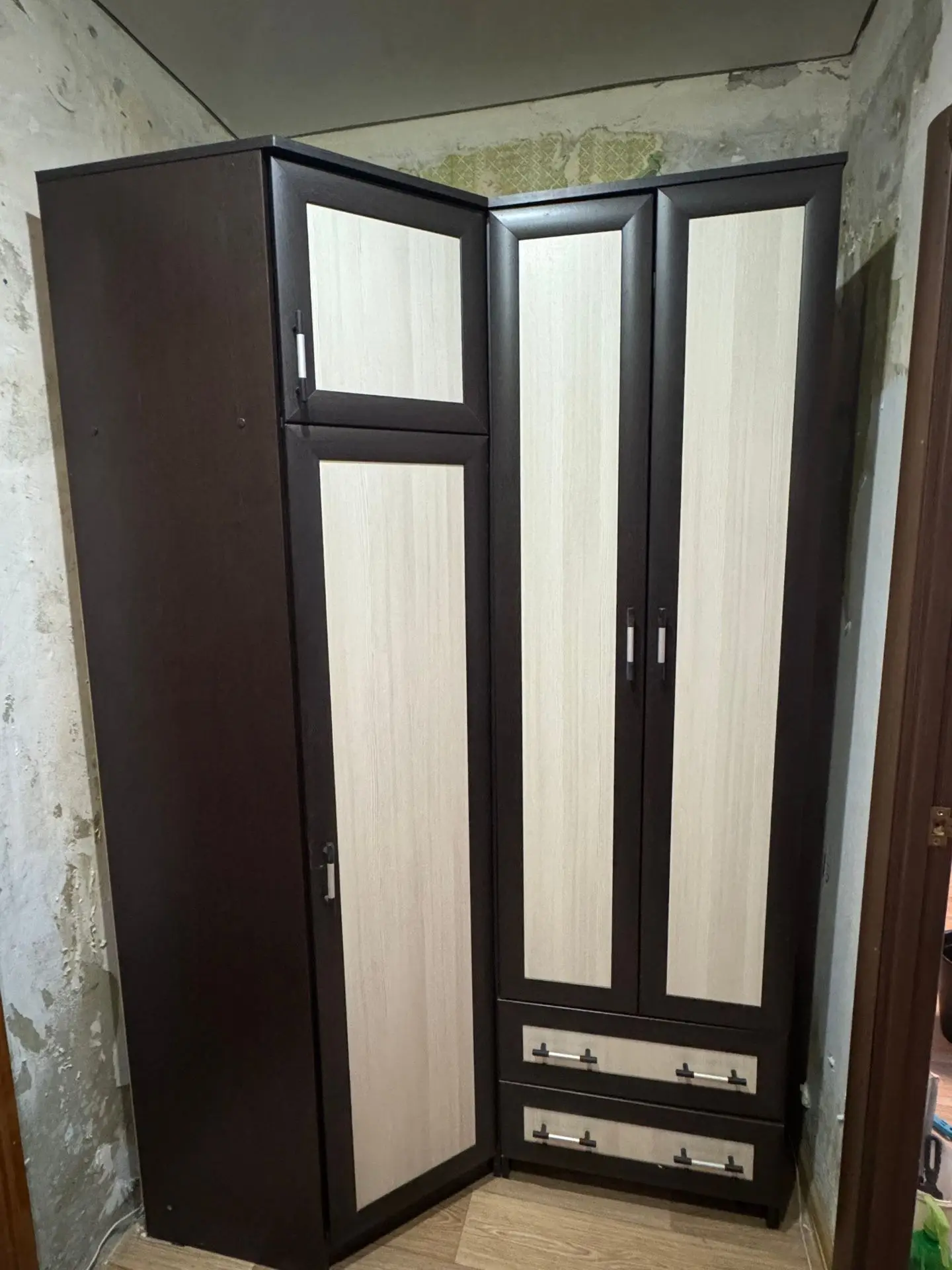 Продам прихожую: