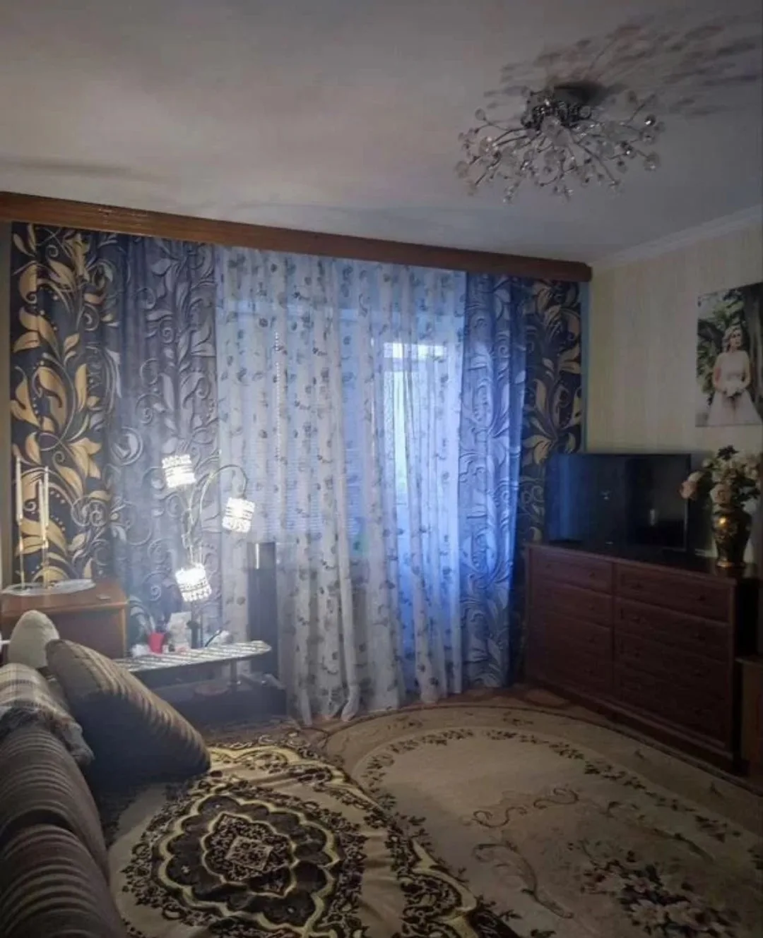 Продается 2к. квартира. ул. Артёма 169 в Киевском районе.(Шахтерская площадь). Общая 49м2.