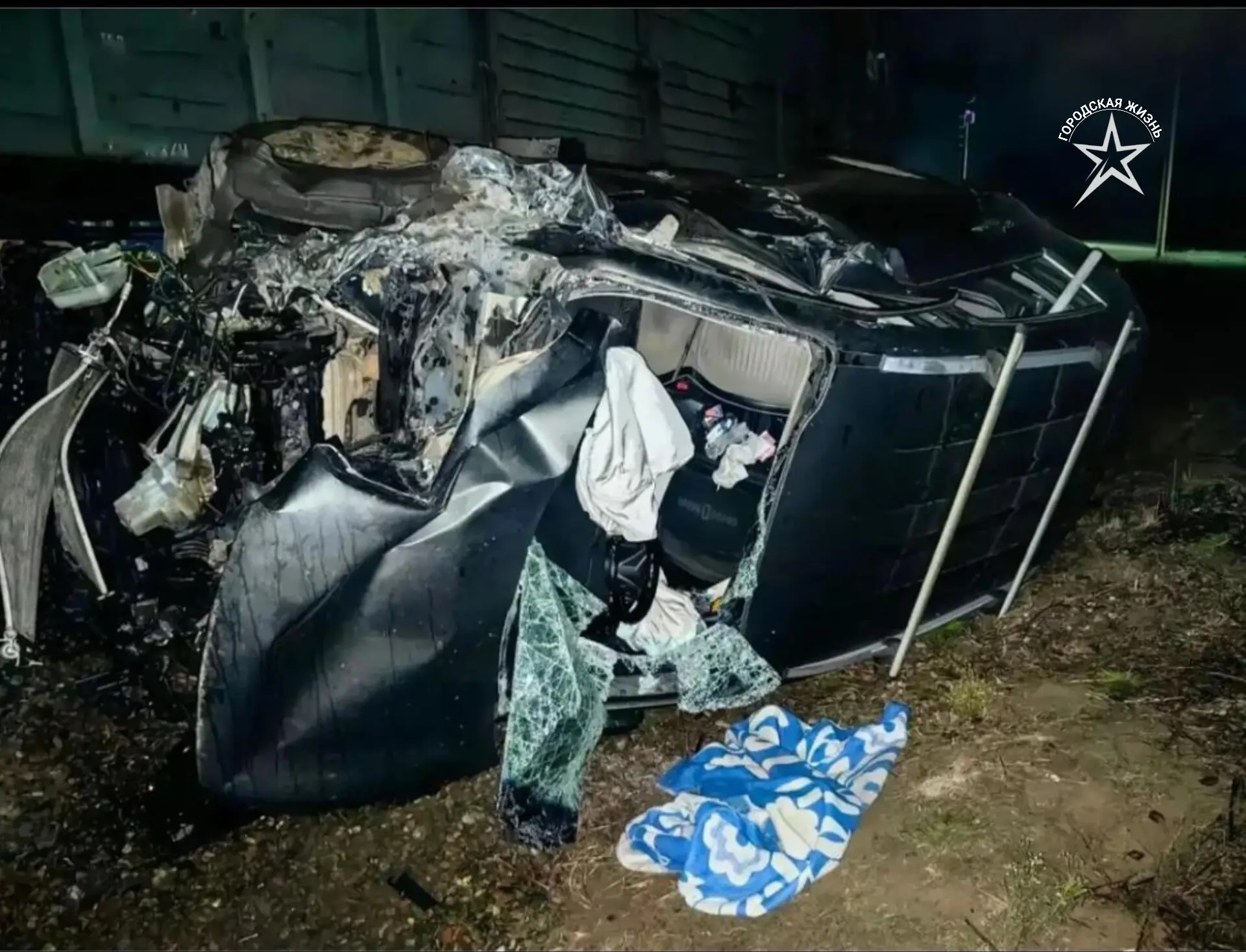 ❗Под Красноярском автомобиль столкнулся с тепловозом