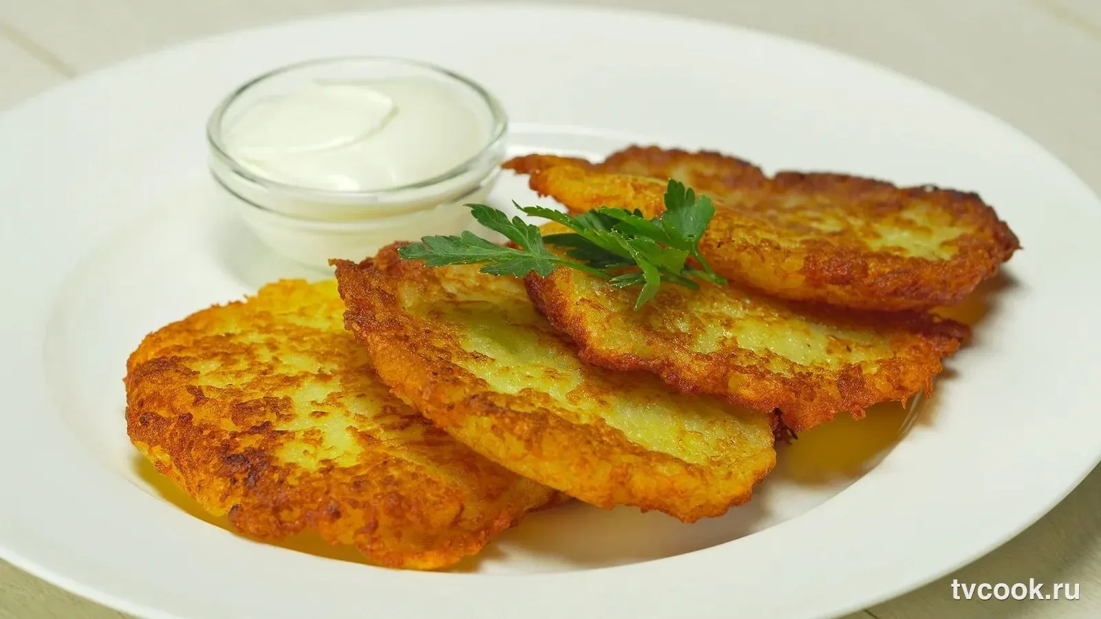 Картофельные драники без муки и яиц