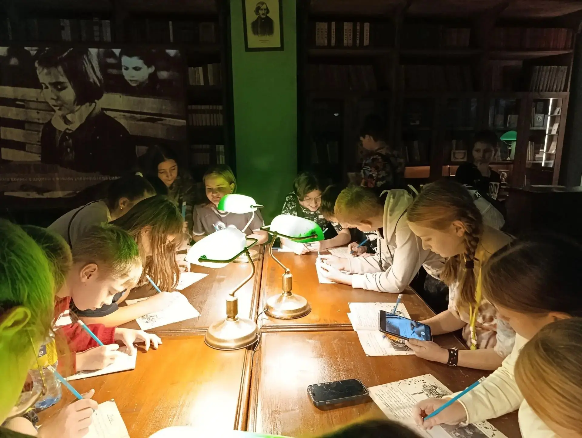 Уроки мужества: пятиклассники в Музее Победы