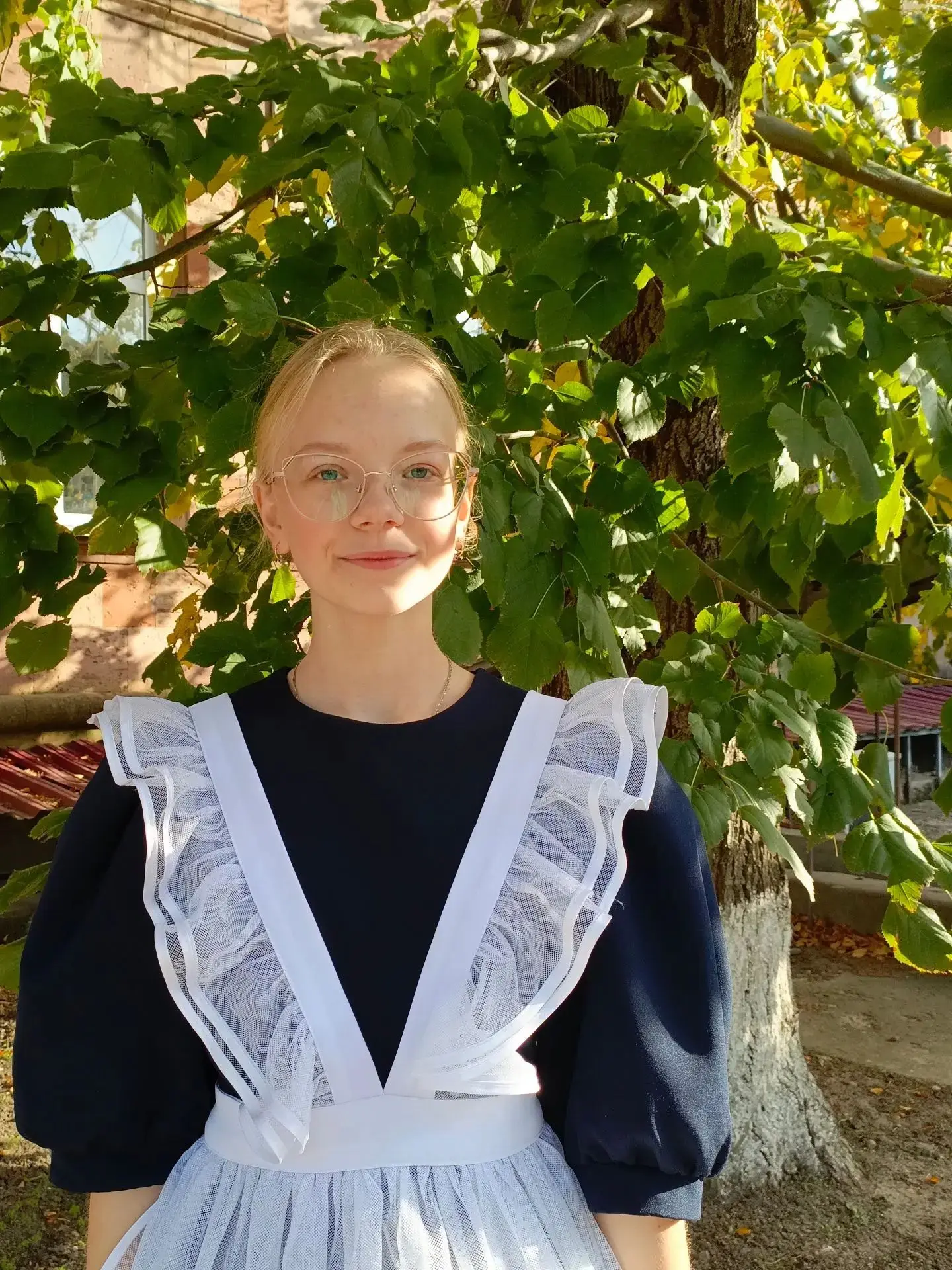 🗳️ А вот и третий кандидат! Завершает знакомство Коновалова Арина, ученица 10 класса —...