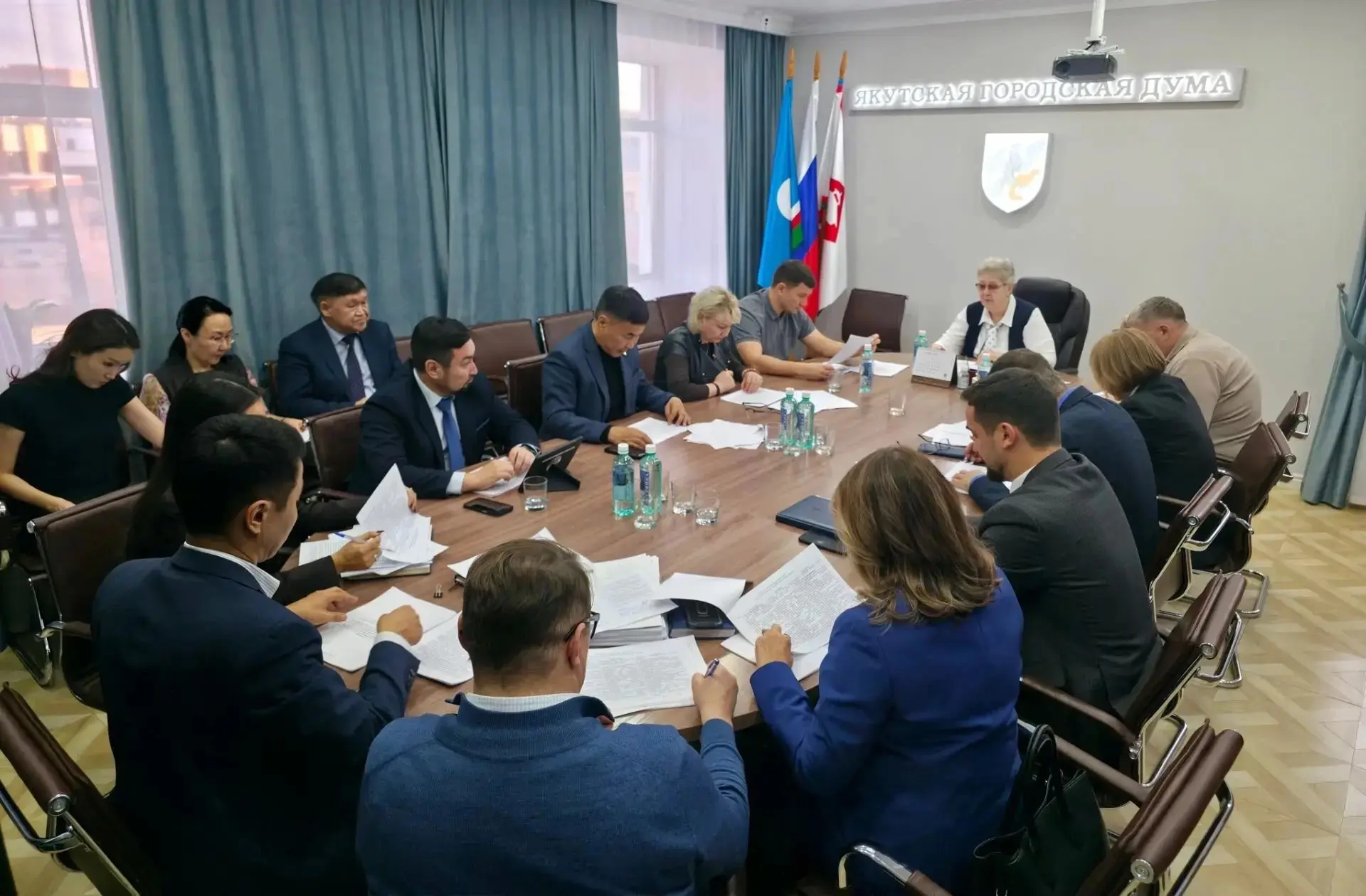 📃 Проект новой редакции Устава Якутска доработают с учетом дополнительных предложений