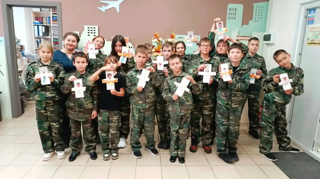 ✨ Сегодня ребята из 5 «К» класса побывали в библиотеке «Полёт» на творческом мастер-кла...