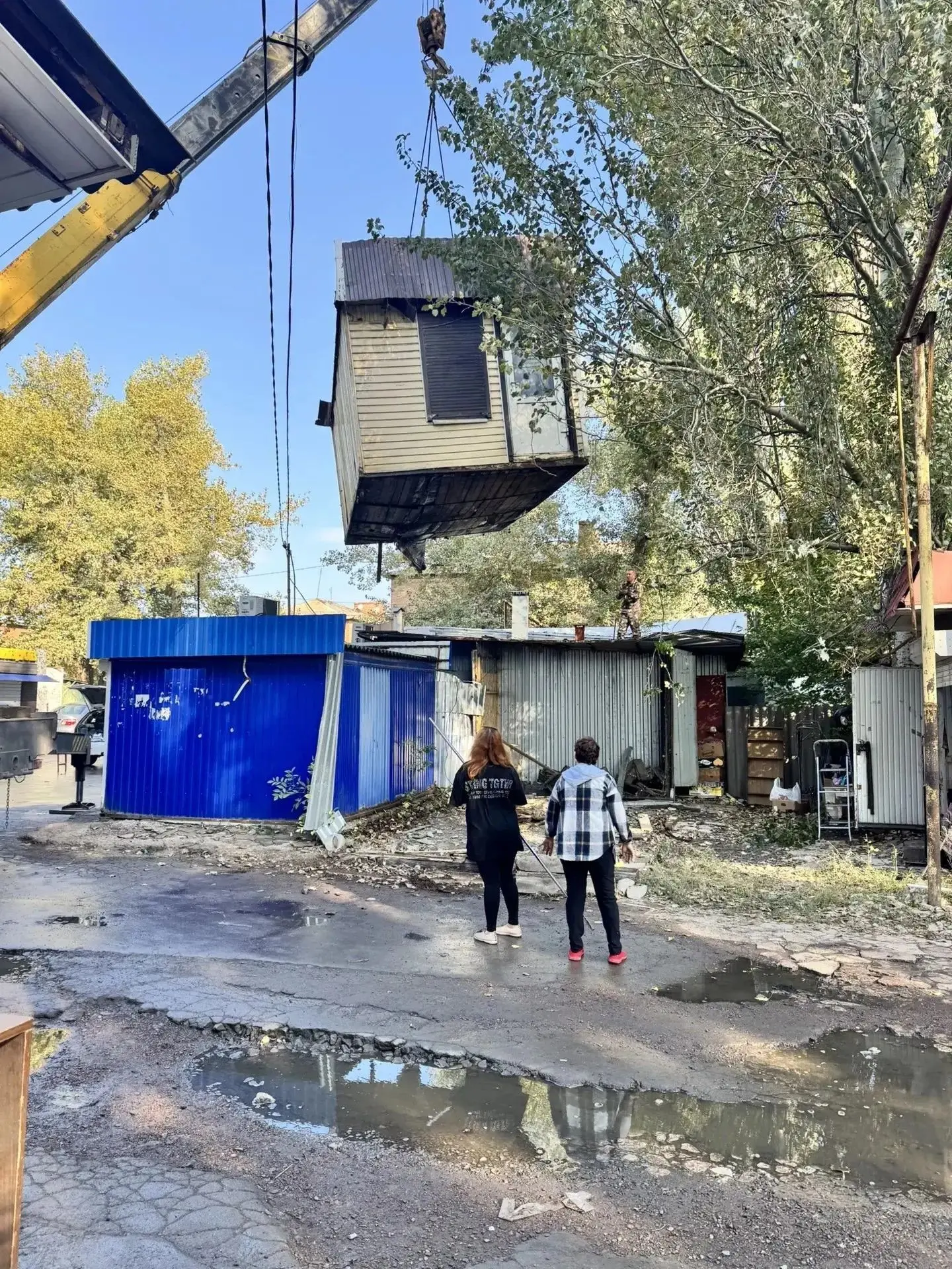 Новые правила для киосков и павильонов: как в Шахтах меняют облик нестационарной торговли