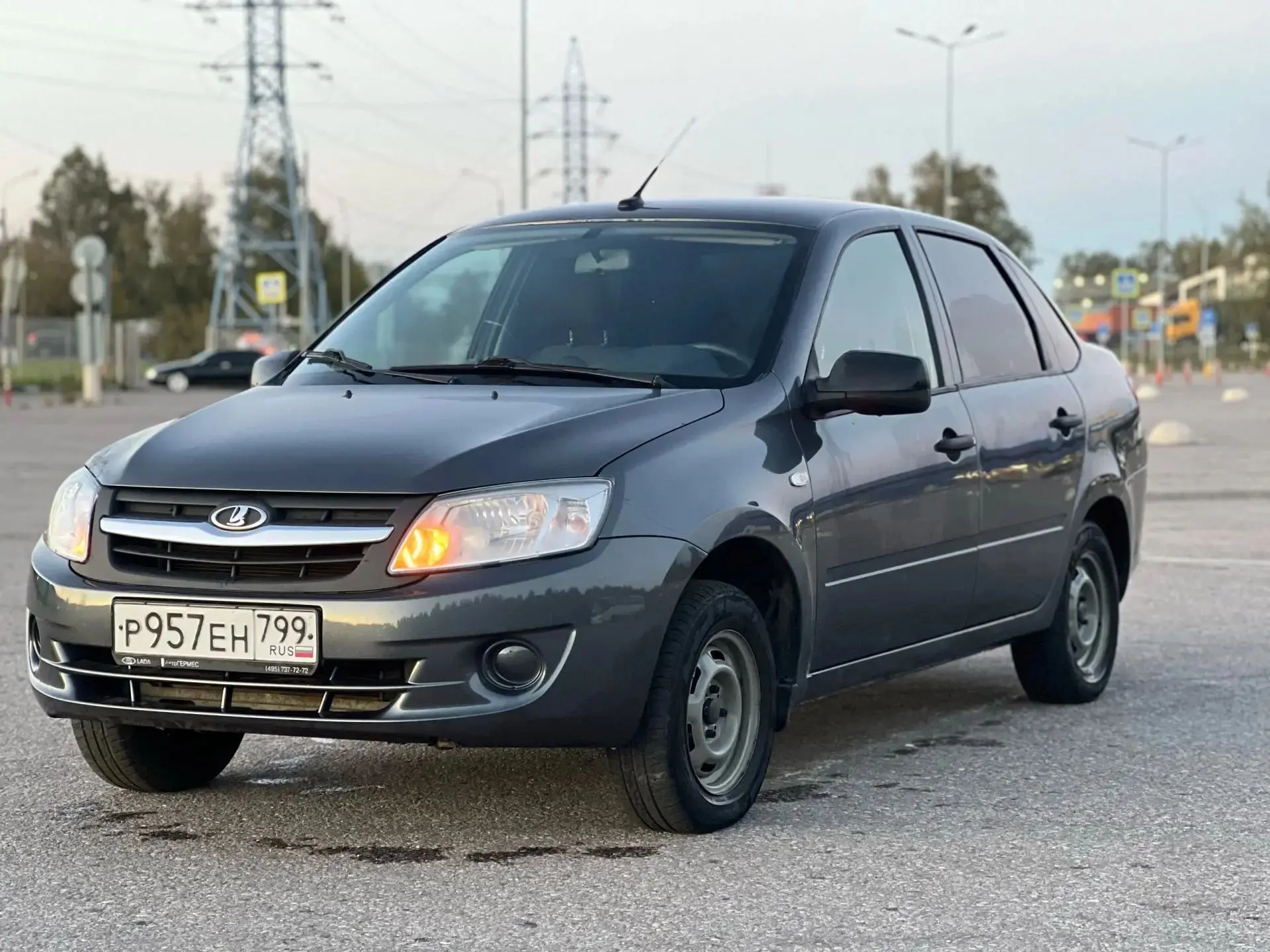 ✅ Лада Гранта 2018 года выпуска.