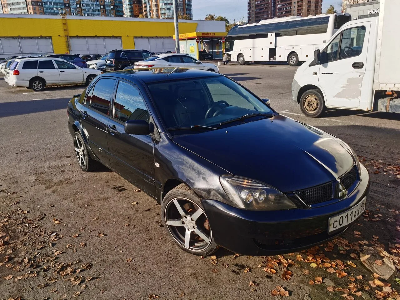Продам Лансер 9 2007 года выпуска, автомат, печка дует, дворники чистят. 190 тысяч.