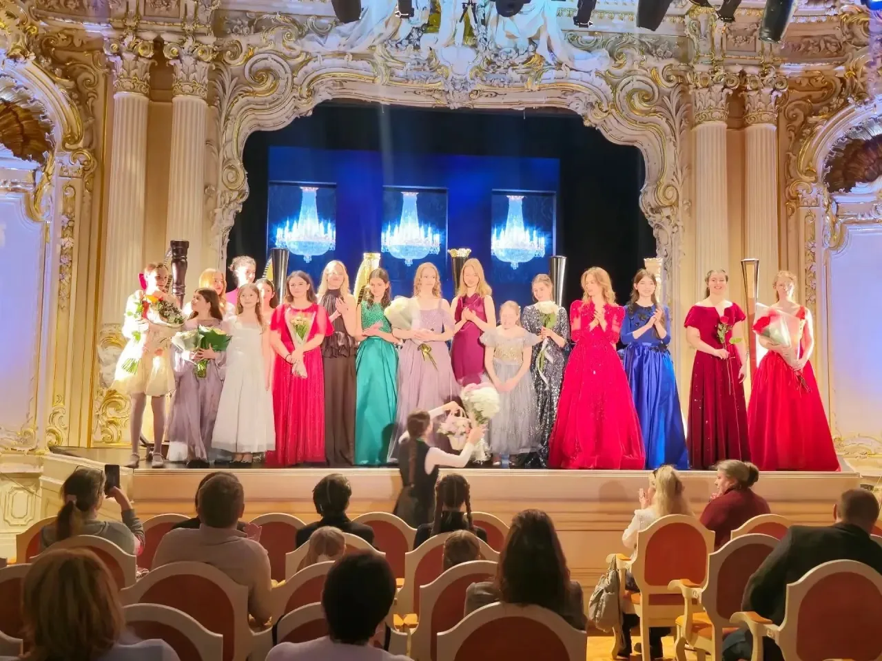 🎶 Международный фестиваль арфистов «Хрустальный ключ» завершился в «Санкт-Петербург Оп...