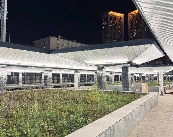 🚇 На станции «Беговая» проверили освещение навесов, строительство вестибюля продолжается