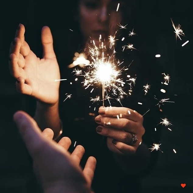 Κaким бы ты нe был cильным, чья-то нeжнocть вceгдa сильнee.