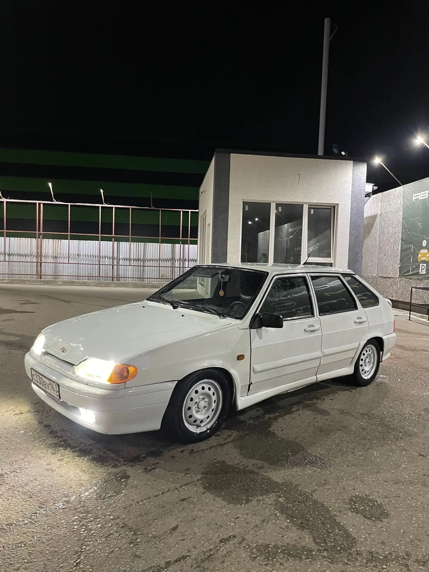 Продам ваз 2114 супер авто 2012 год мотор 16кл стоят валы выхлоп раздвоенный прошивка е...
