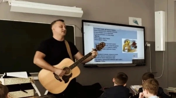 МУЗЫКАЛЬНАЯ ГОСТИНАЯ С ПАПОЙ 🎶