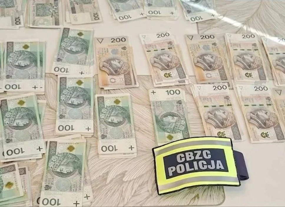 🇵🇱👮‍♂️ В Польше задержали россиян по обвинению в мошенничестве и связи с террористами