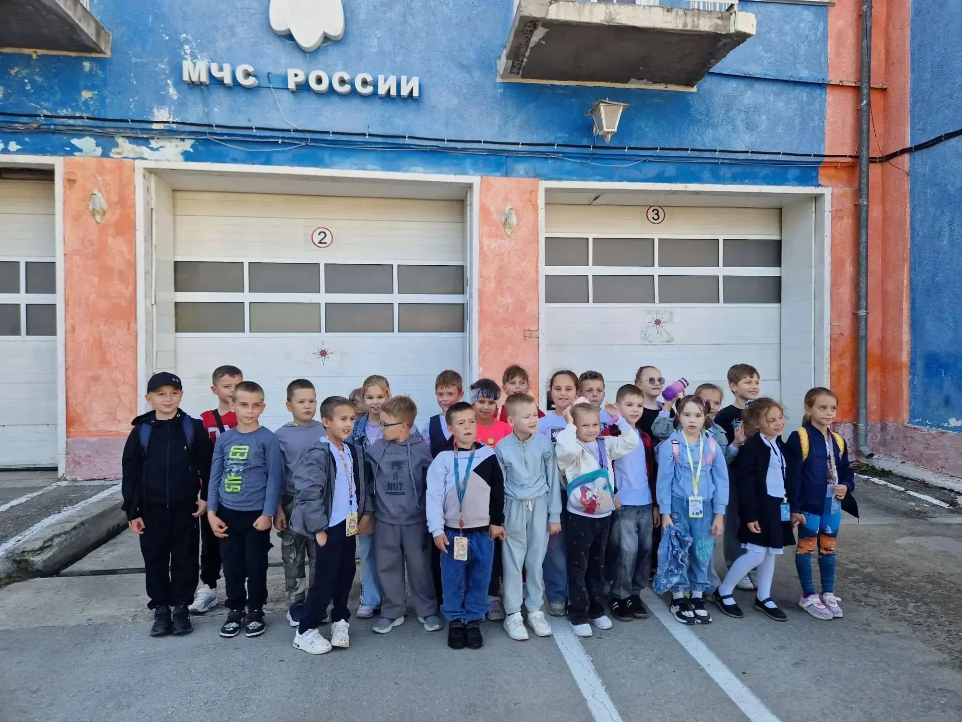 12 октября ученики 1‑Г класса побывали в пожарно‑спасательном подразделении — и это был...