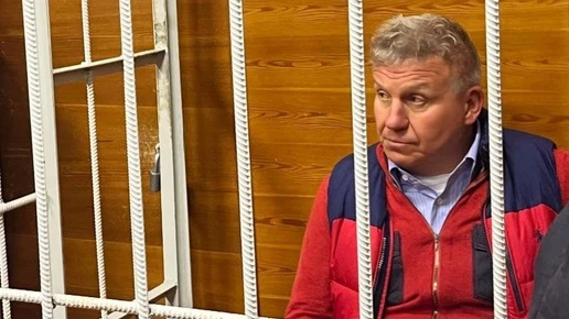 Суд Екатеринбурга закрыл процесс по делу бизнесмена Боброва