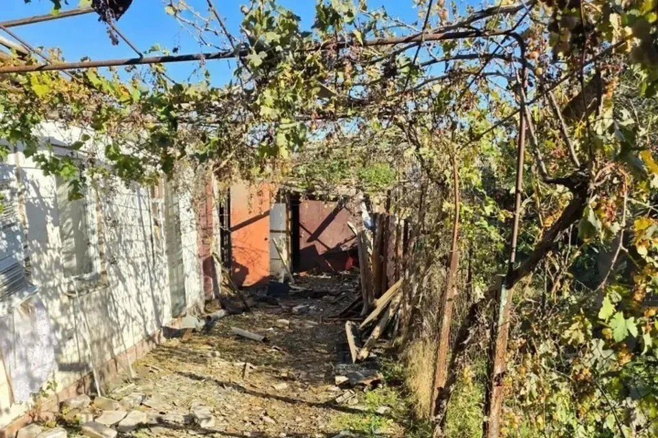 ⚡️ В Константиновке (Мелитопольский округ) из‑за удара беспилотника пострадал местный ж...