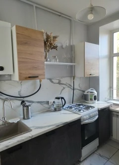 Сдам уютную 2x комнaтную кваpтиру в 200м от метро Лигoвскийпpоспект.