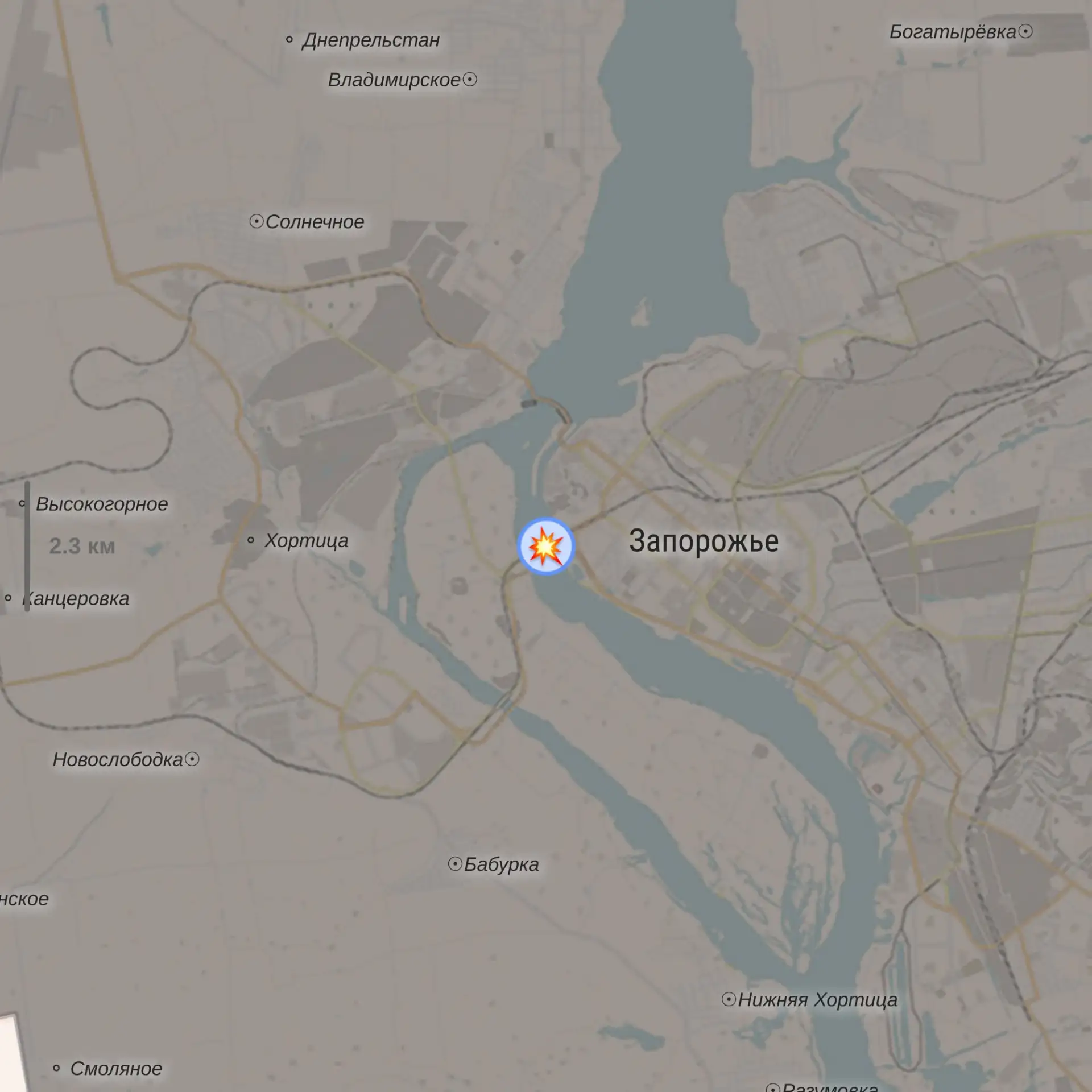 Российские военные сбросили корректируемые авиабомбы на мост, соединяющий левый берег Д...