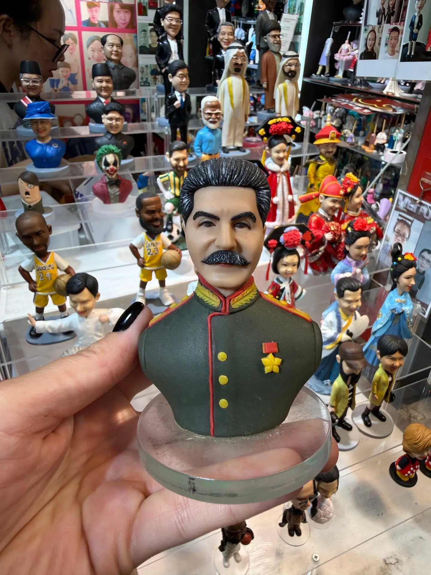 🇨🇳 КОГО Я ВСТРЕТИЛ В ШАНХАЕ? 😁