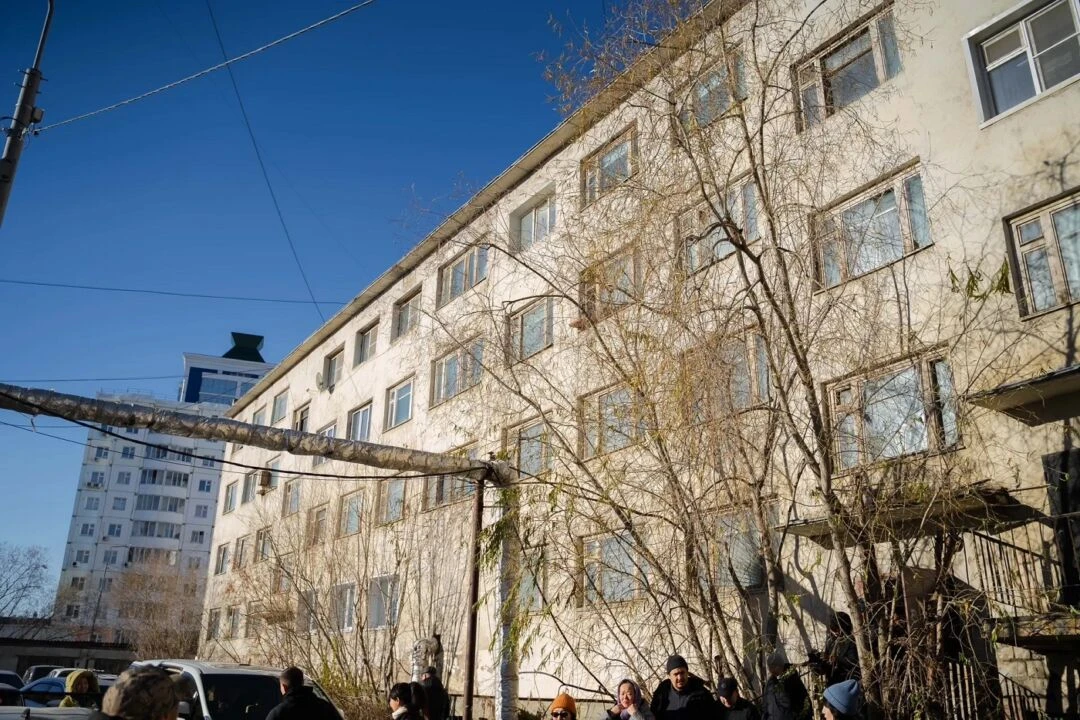 Глава Якутска проверил бесхозные здания и незаконные стройки