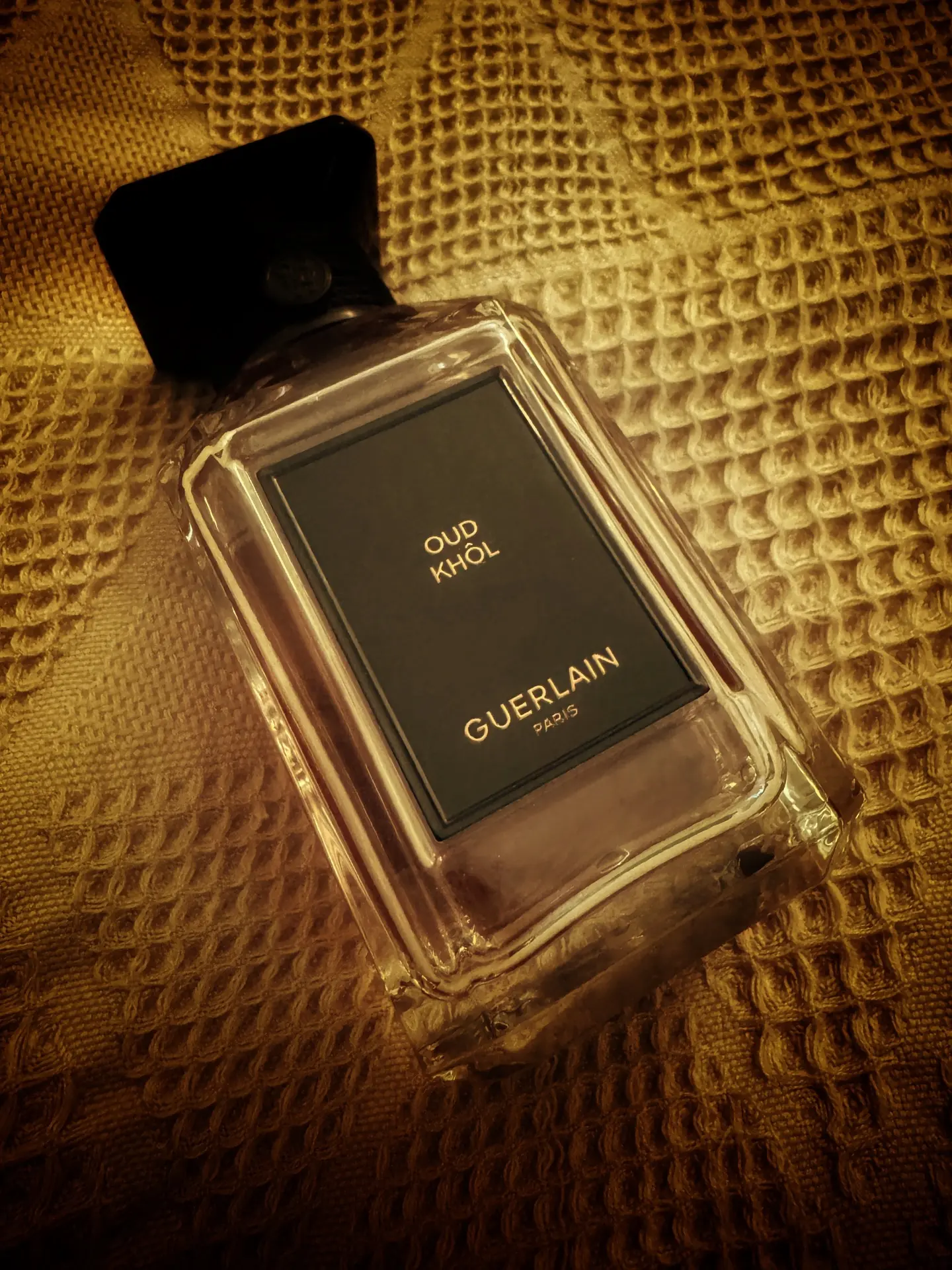 Сегодня герленовский Oud Khol.