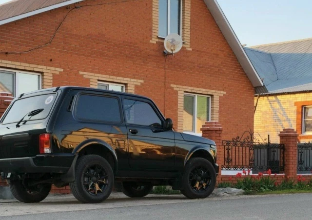 Продам Ниву Урбан 2023 г.в. Автомобиль в хорошем состоянии, сигналка автозапуск СтарЛай...
