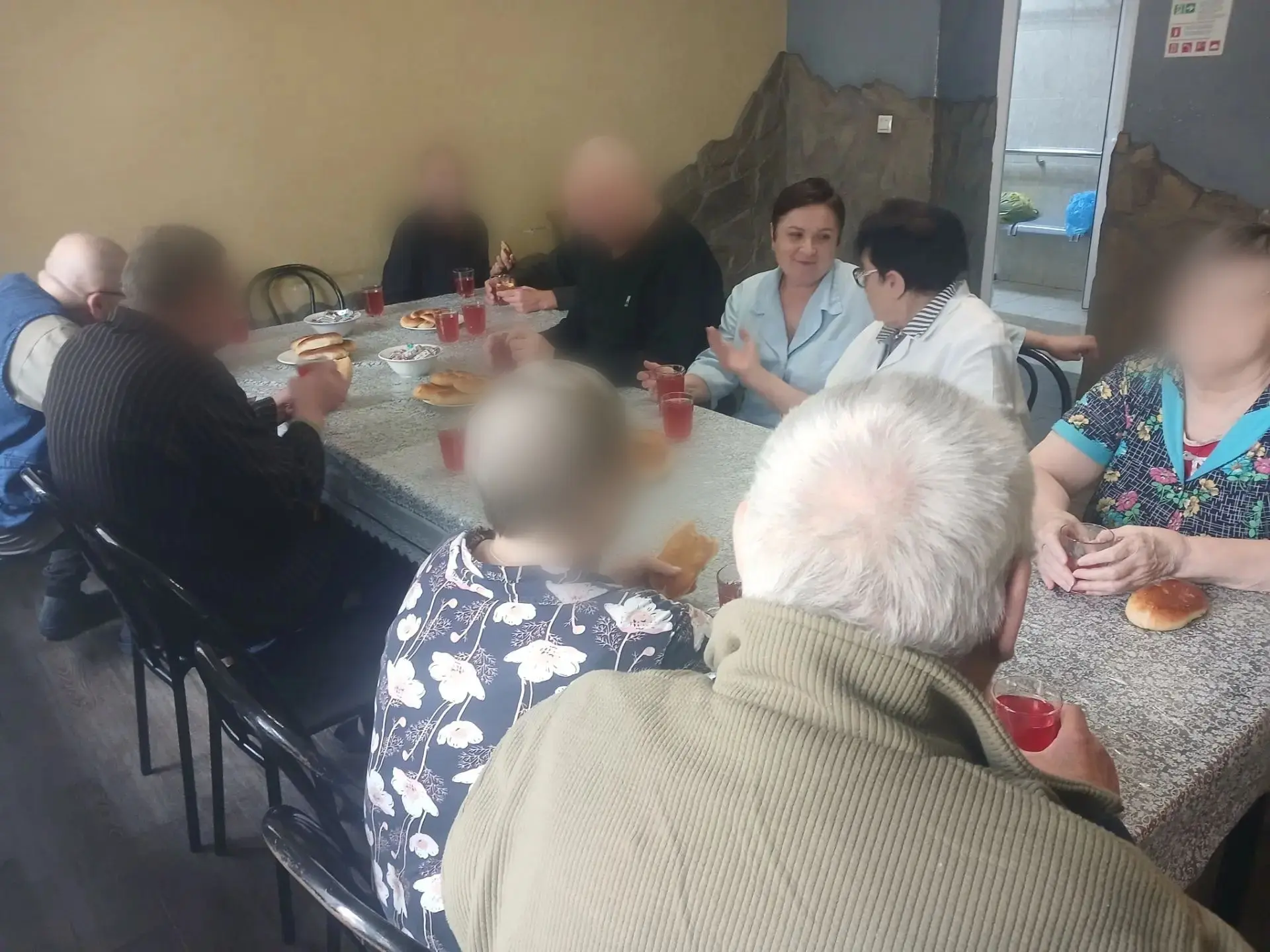 🍂 Тепло встреч и мудрость поколений: в Центре пробации отметили Декаду пожилых людей.