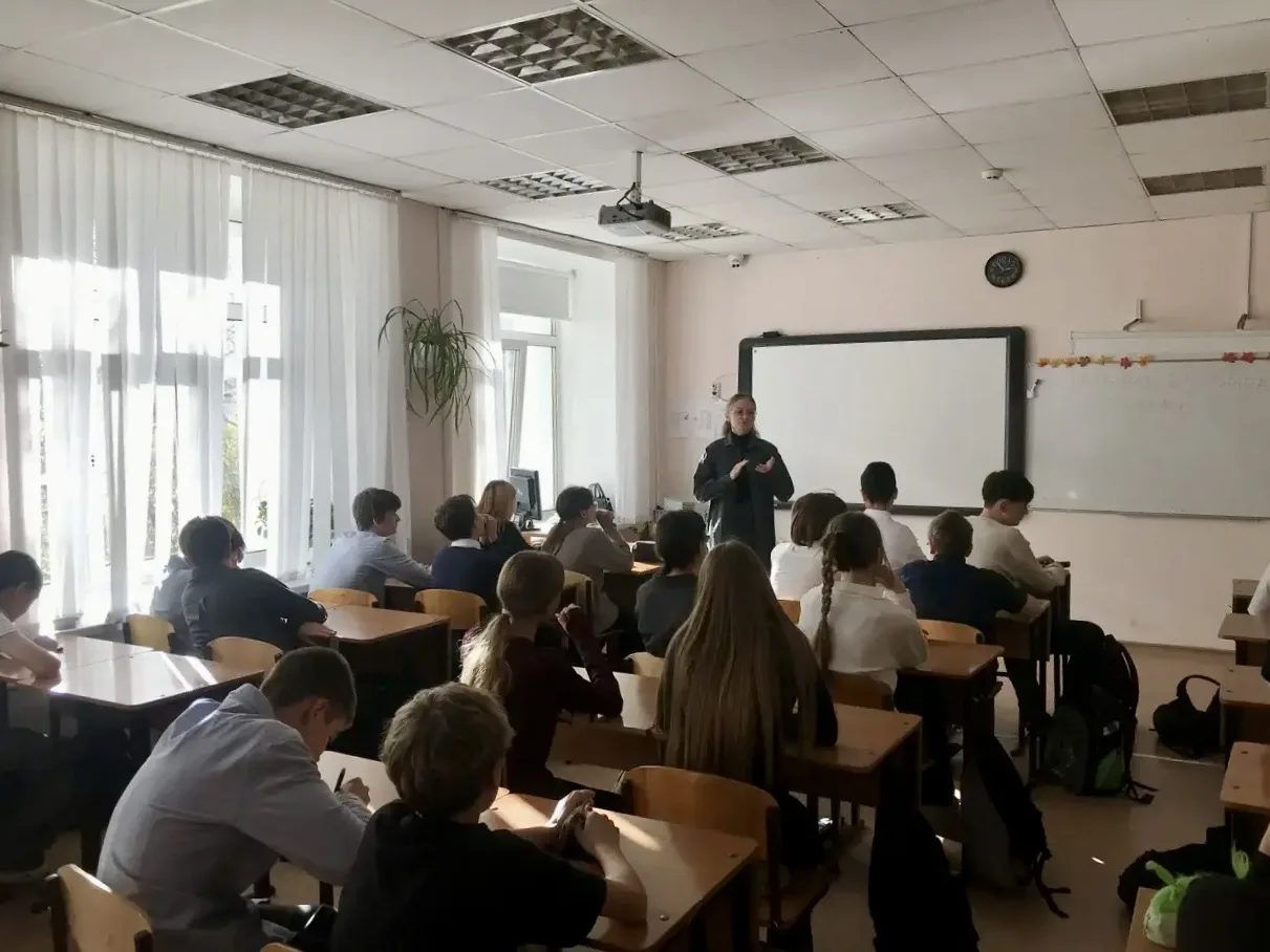 ℹ️В Центре «Семья» продолжает свою работу профилактическая программа для школьников «НЕ...