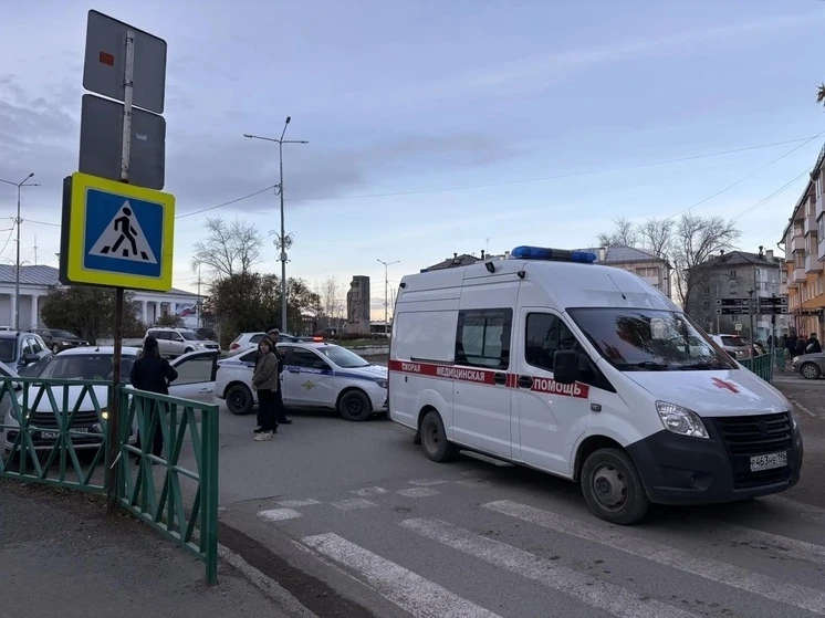 В Свердловской области автоледи сбила школьника на «зебре»
