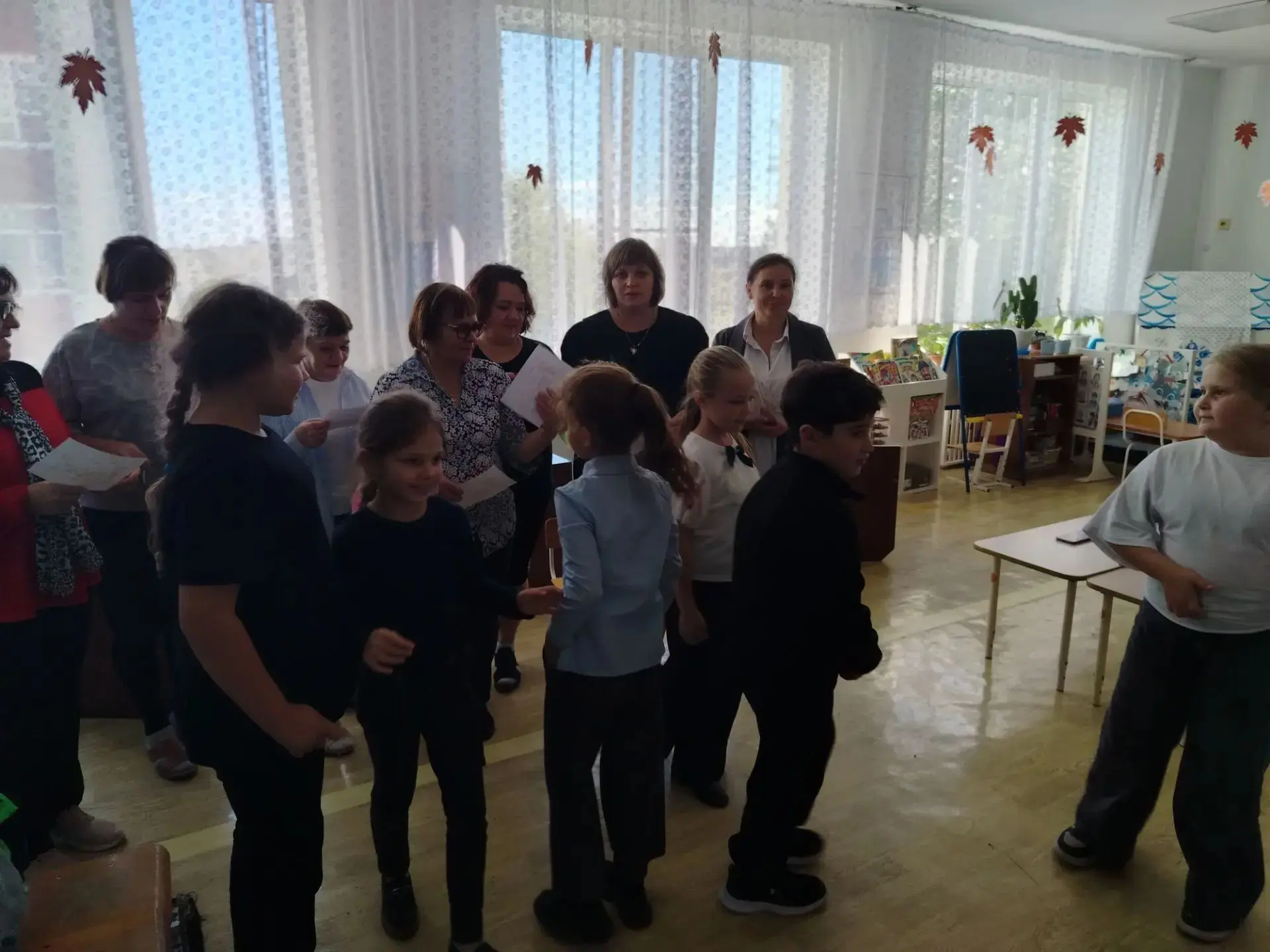 В преддверии праздника «Дня воспитателя и всех дошкольных работников», бывшие воспитанн...