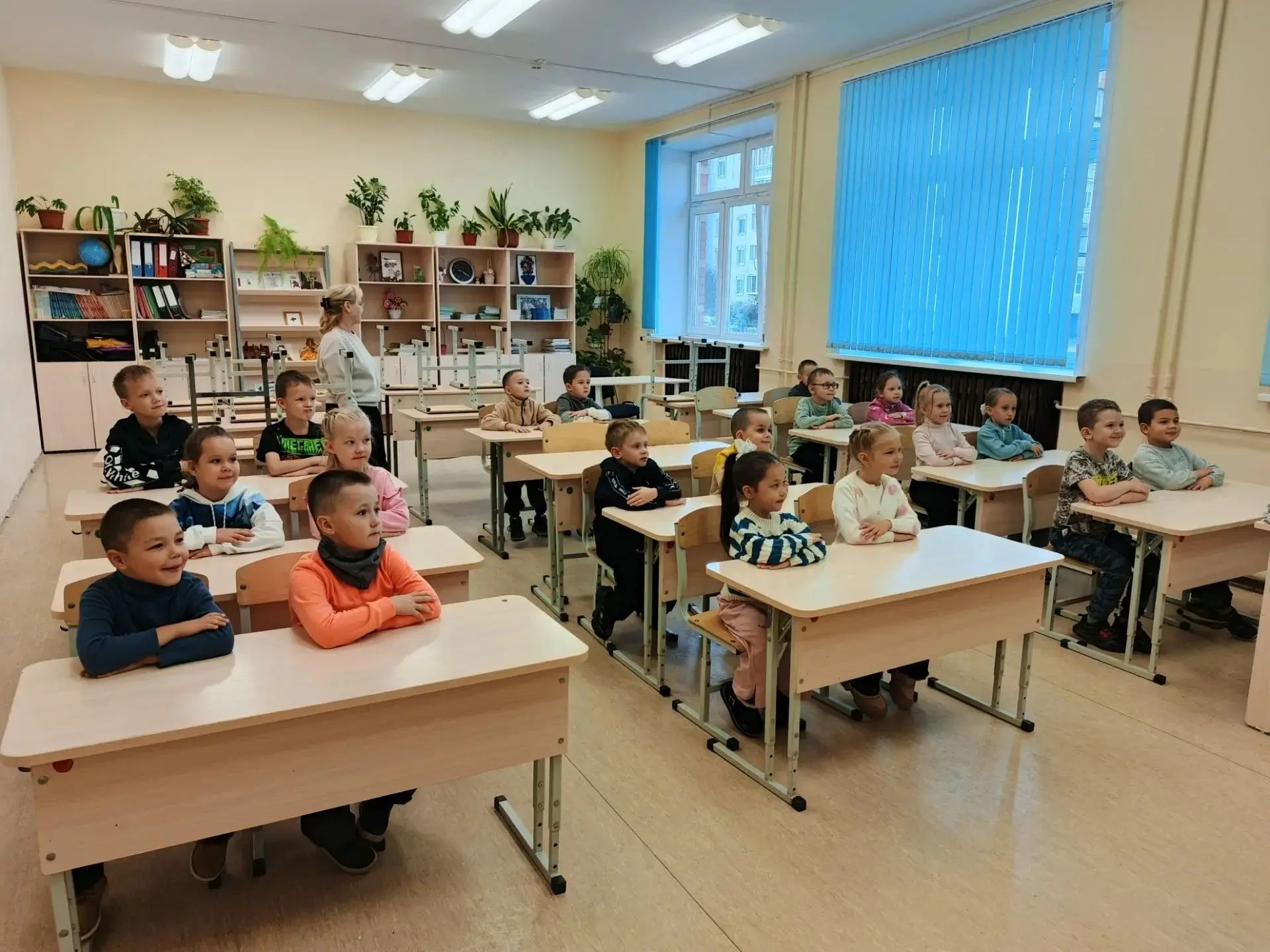 День больших открытий: наши малыши заглянули в школьную жизнь! Сегодня особенный день д...