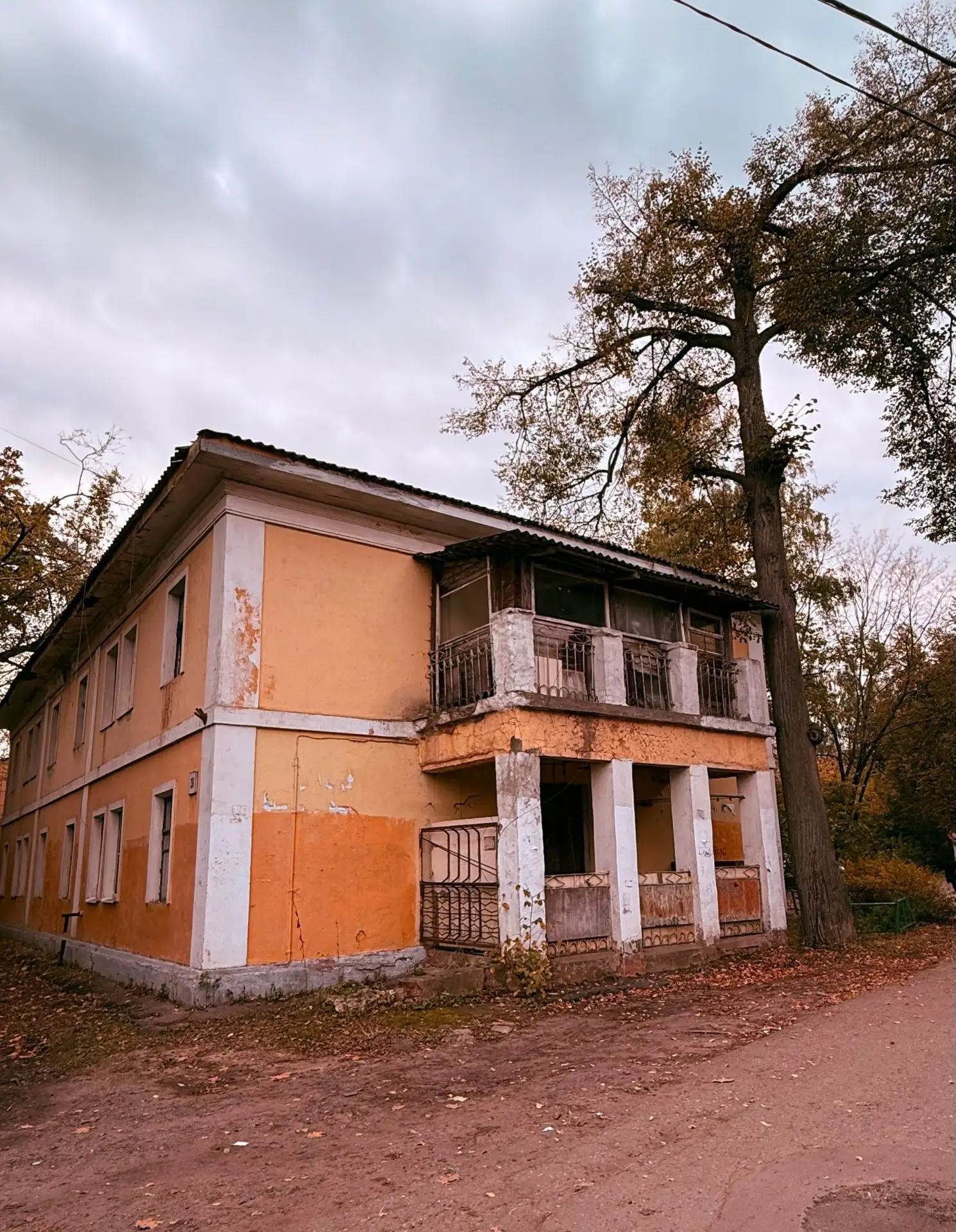 🏡 У большого города есть и другая сторона…