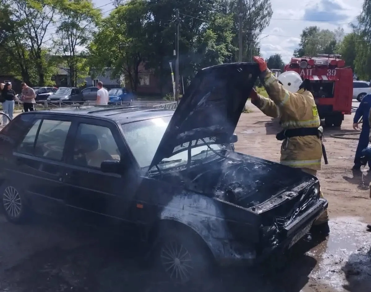 В посёлке Хвойная сгорел автомобиль