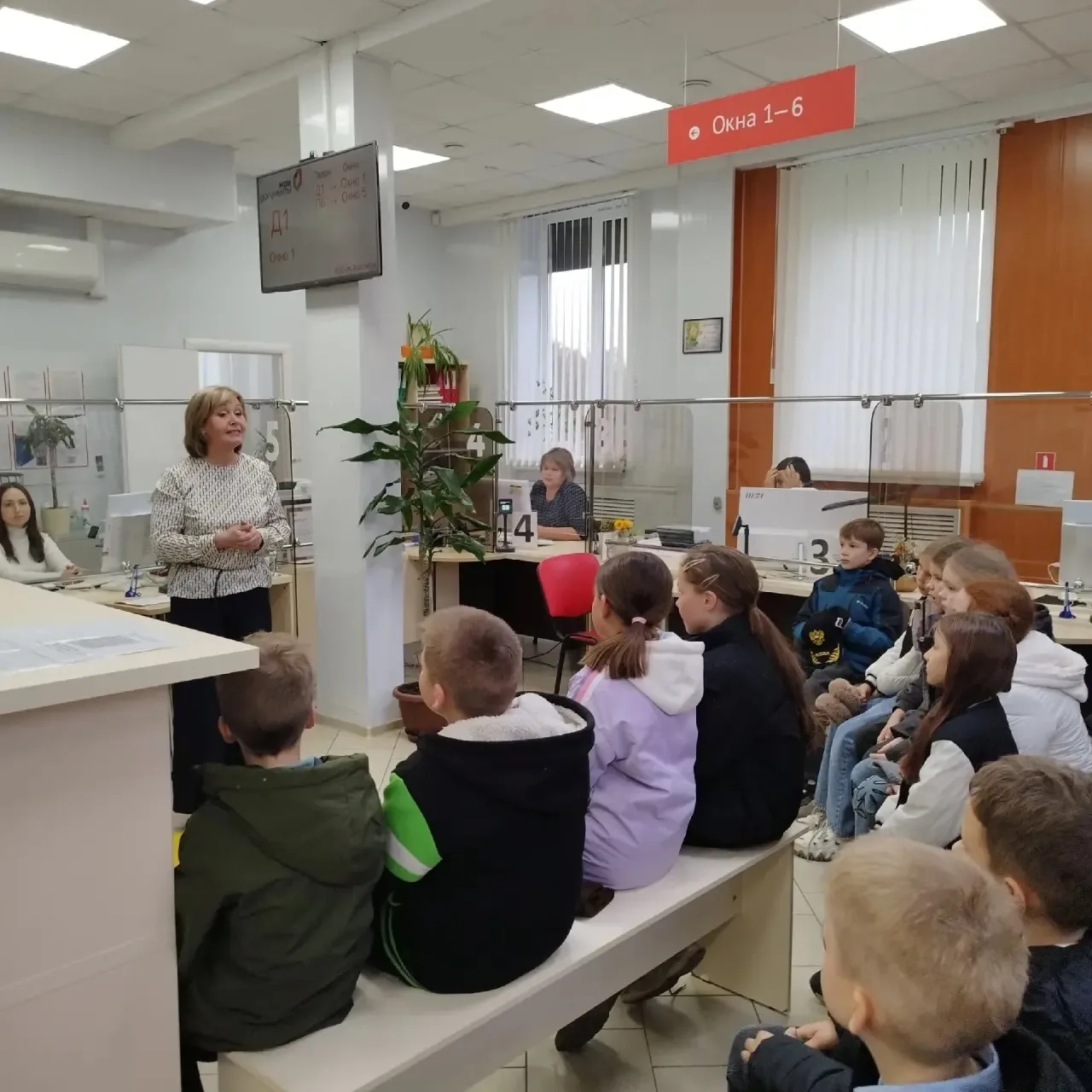 Ежегодно в школах  2 раза в год проходит  всероссийская профориентационная акция «Недел...