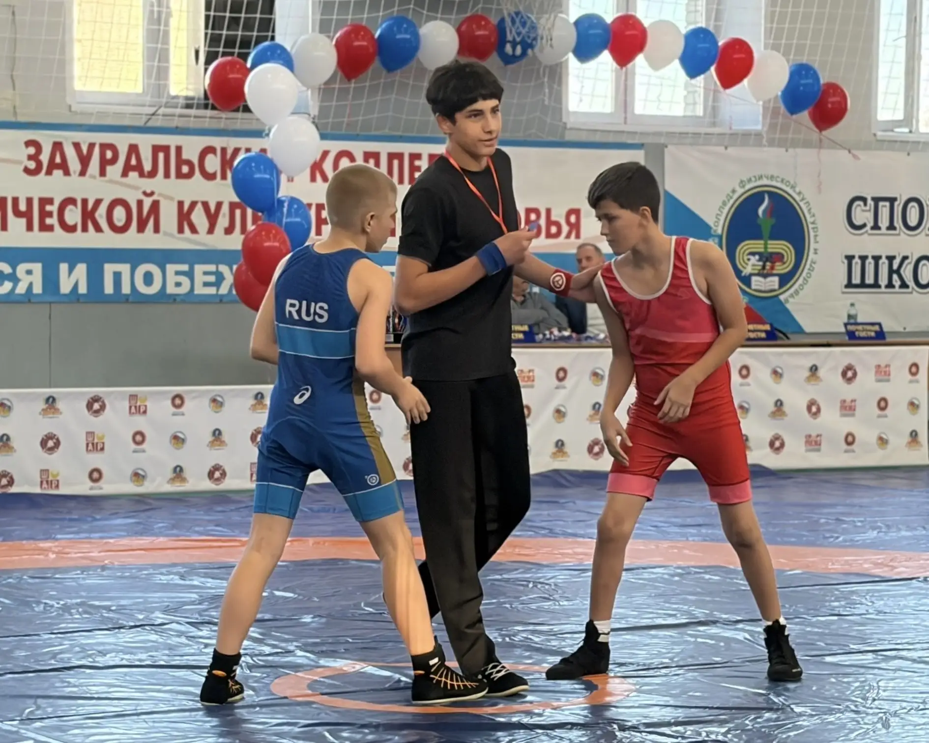 🤼 Четыре медали завоевали ноябрьские борцы на турнире в Шадринске
