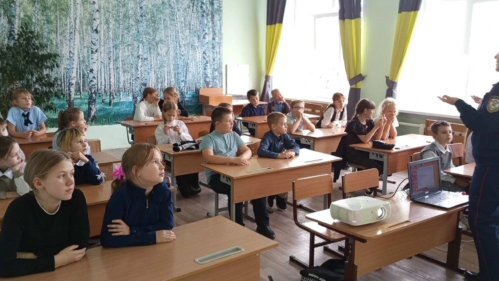 🚨🎒 «Действия при пожаре»: практикум для школьников Решотинской основной школы