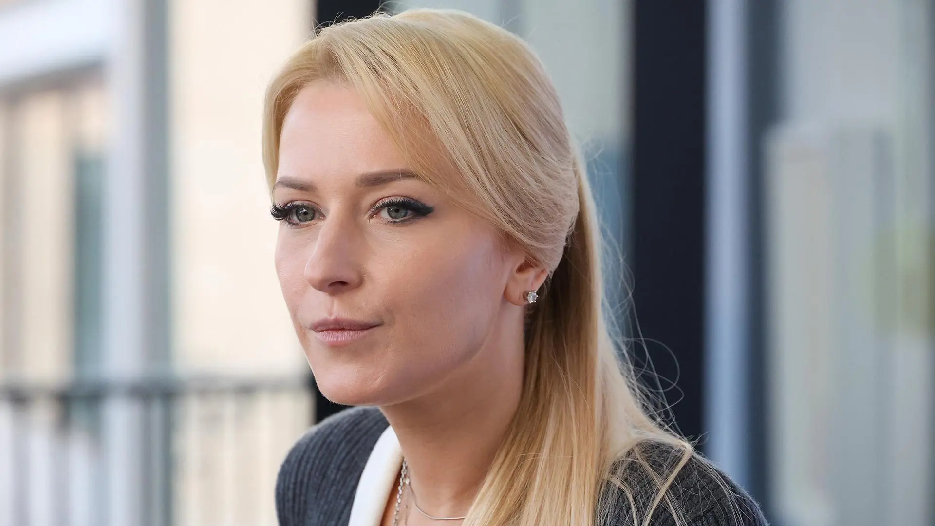 Яна Лантратова отреагировала на возможное закрытие роддома № 13 в Петербурге