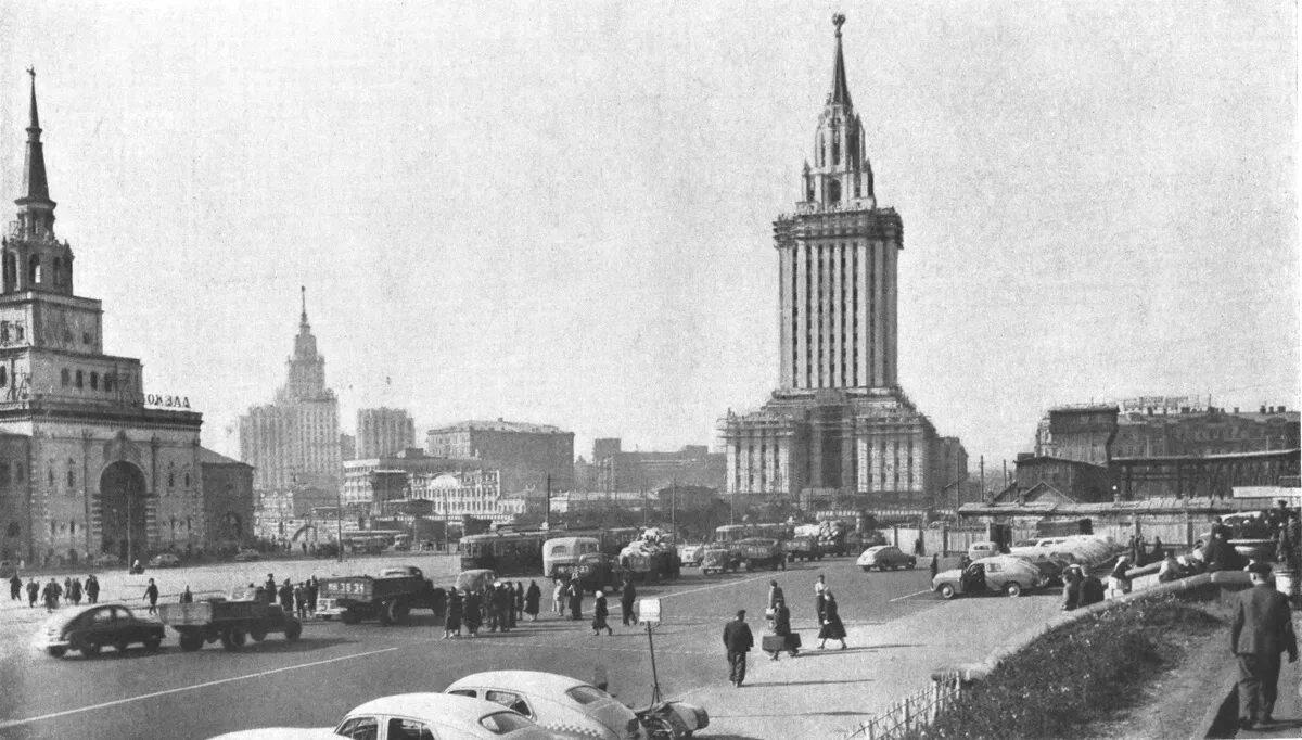 Что за «нерешаемые» проблемы встали перед создателями гостиницы «Ленинградская» и как о...