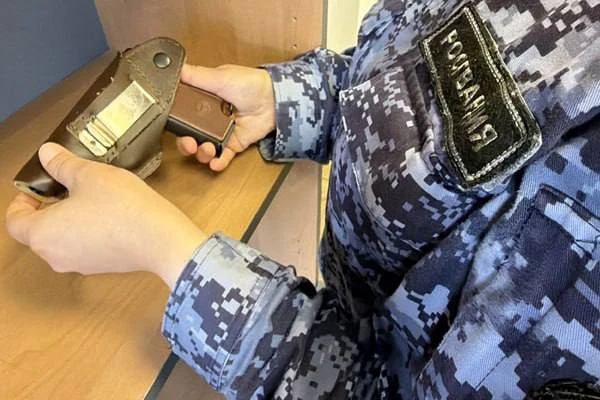 🔫 Хранили ружья вне сейфа: на Сахалине выявили нарушения у владельцев оружия