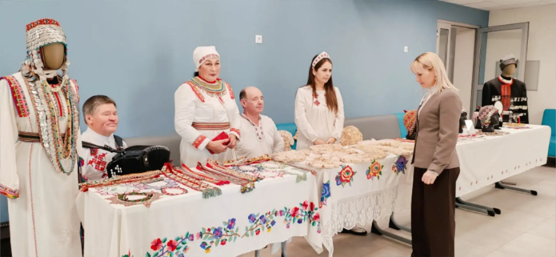 💮 Удивительная выставка народных умельцев